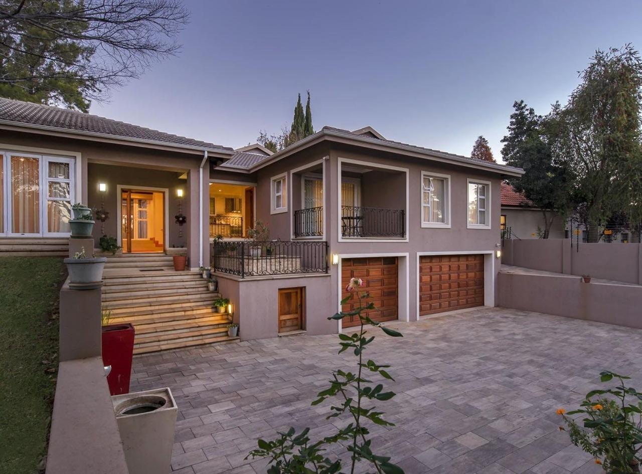 6 On Acacia Bed & Breakfast Johannesburg Bagian luar foto
