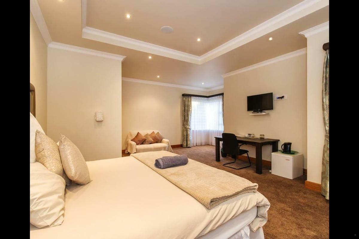 6 On Acacia Bed & Breakfast Johannesburg Bagian luar foto